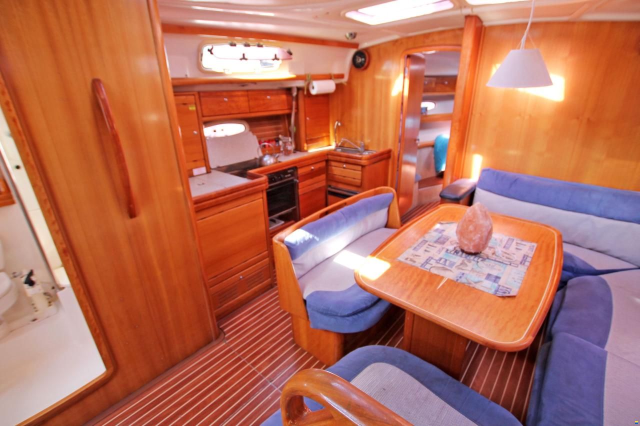 Bavaria 42 Cruiser