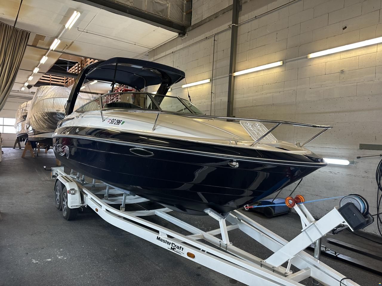 Viper 243 Merc. 6.2L MP I B III 350 PS