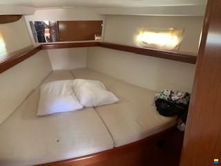 Beneteau Oceanis 43