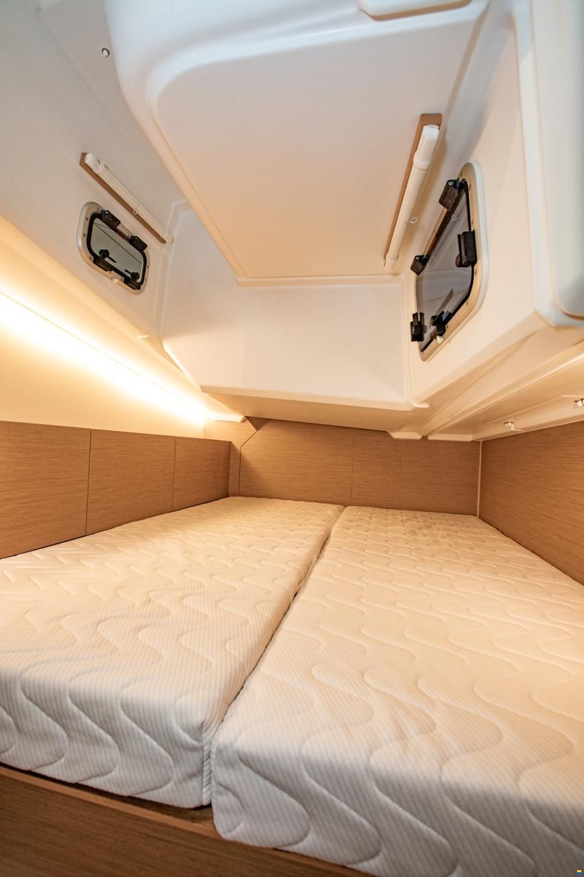 Jeanneau Sun Odyssey 380