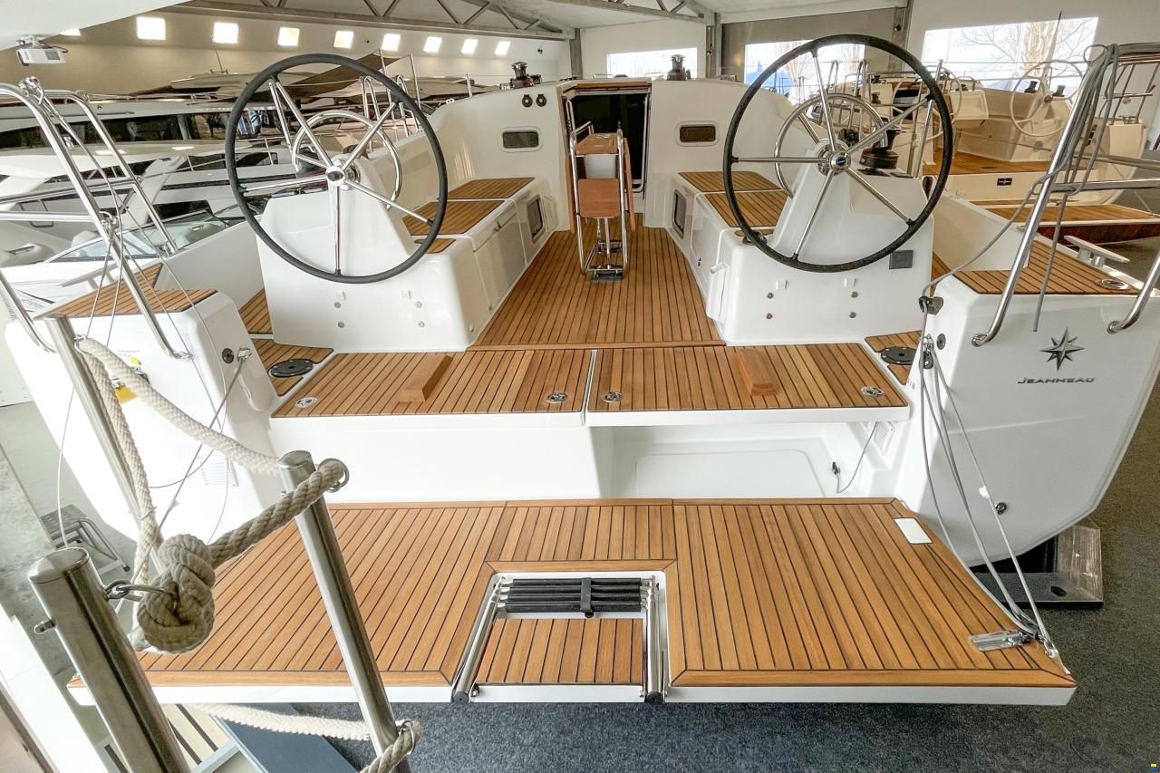 Jeanneau Sun Odyssey 380