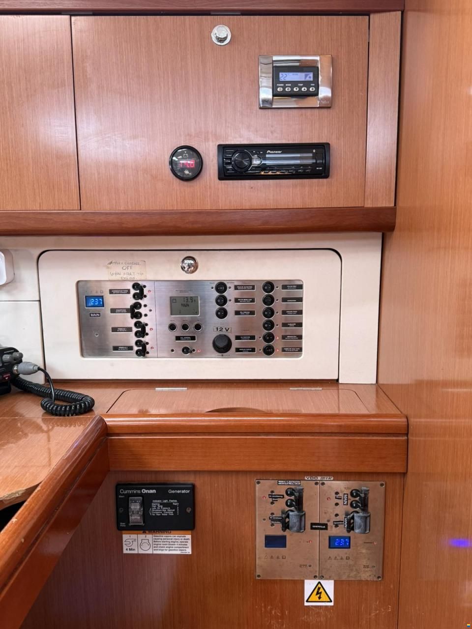 Beneteau Oceanis 54