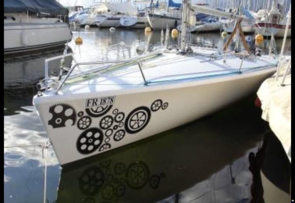 Maxi Dolphin Joker mit Strassentrailer