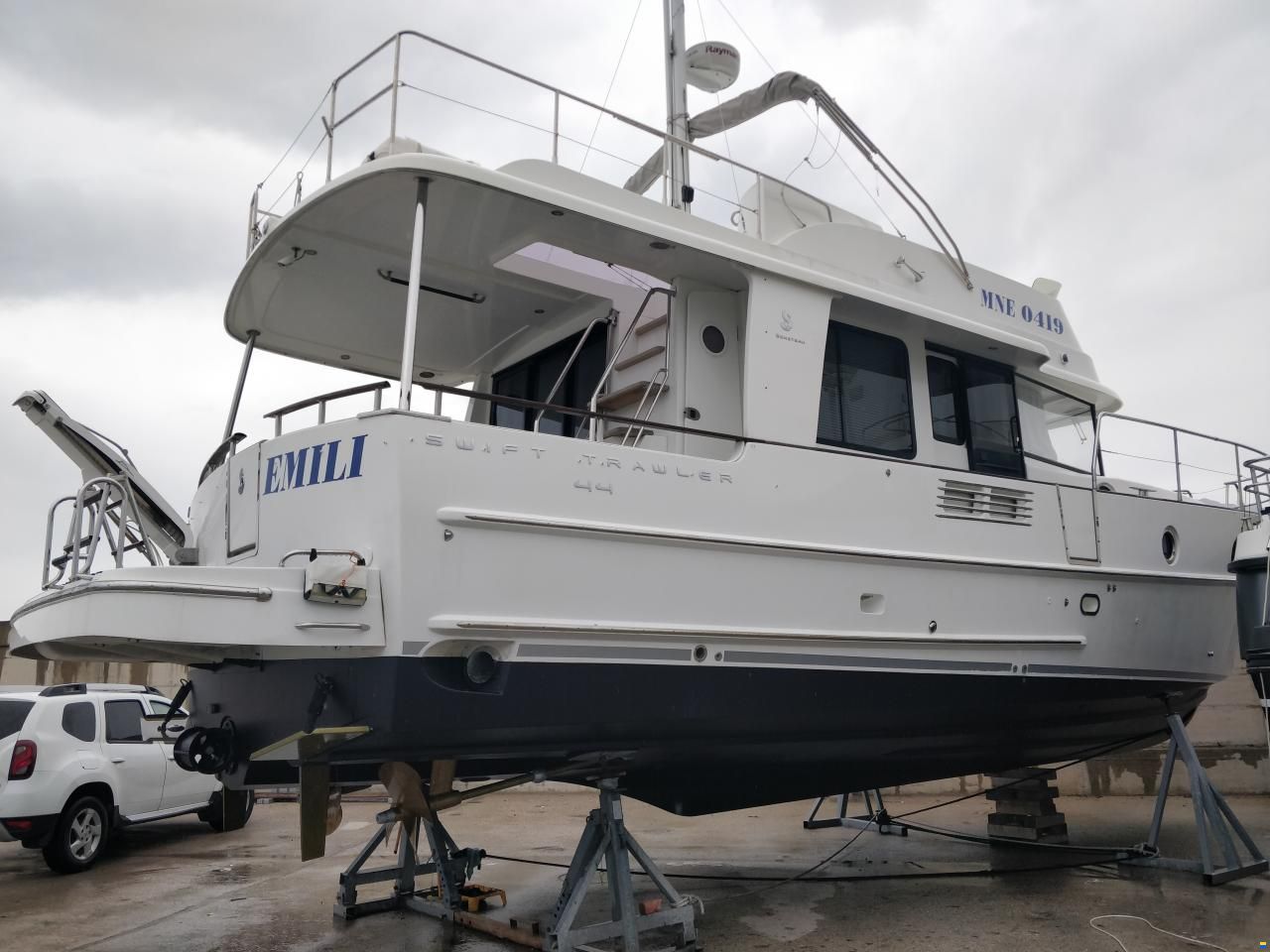 Beneteau Swift Trawler 44