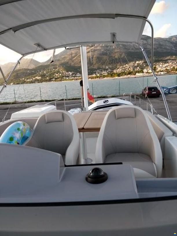 Beneteau Swift Trawler 44