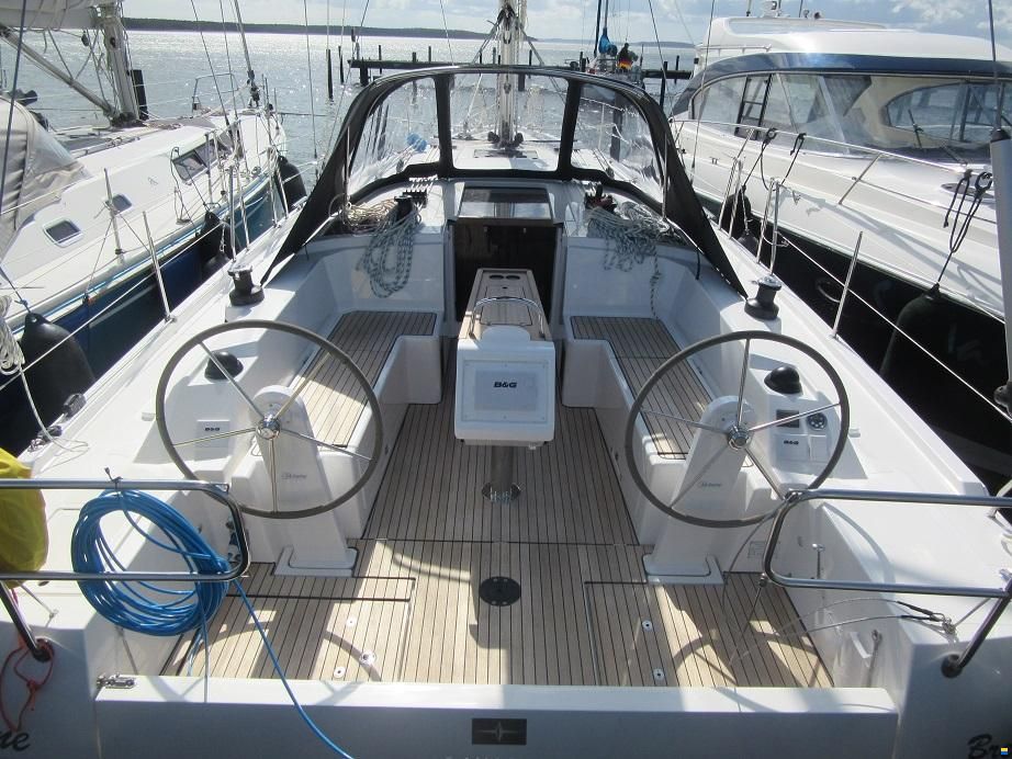 Bavaria C38