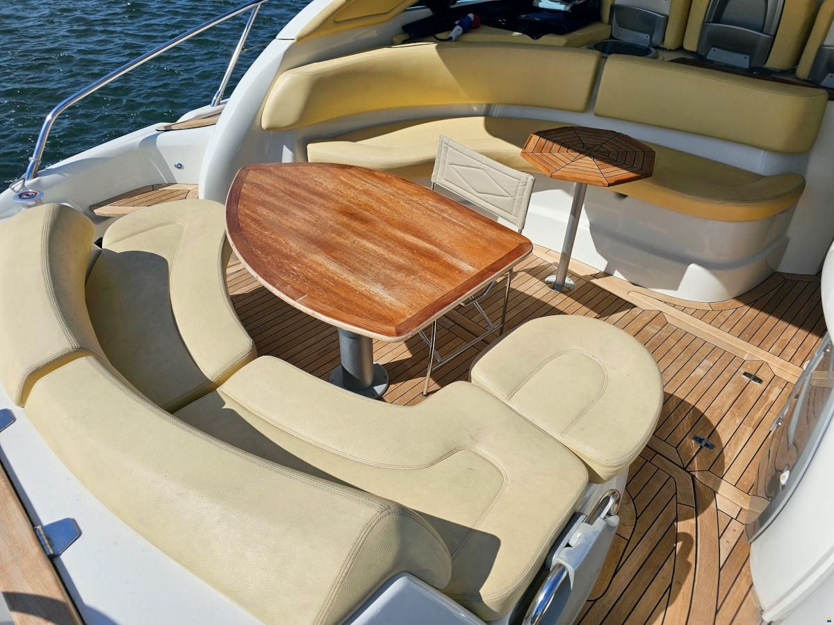 Cranchi Mediterranee 43 HT Volvo Penta IPS-600