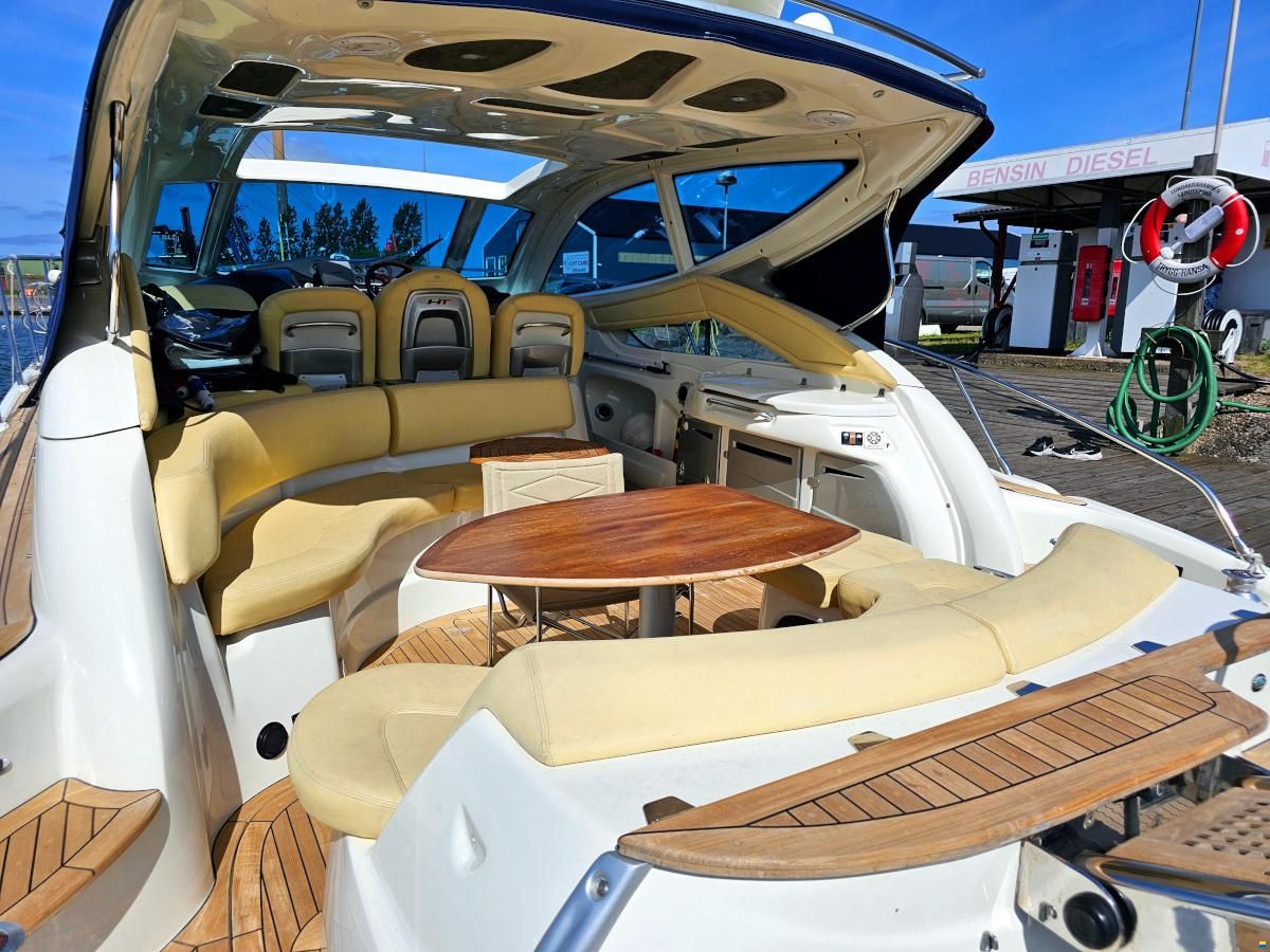 Cranchi Mediterranee 43 HT Volvo Penta IPS-600