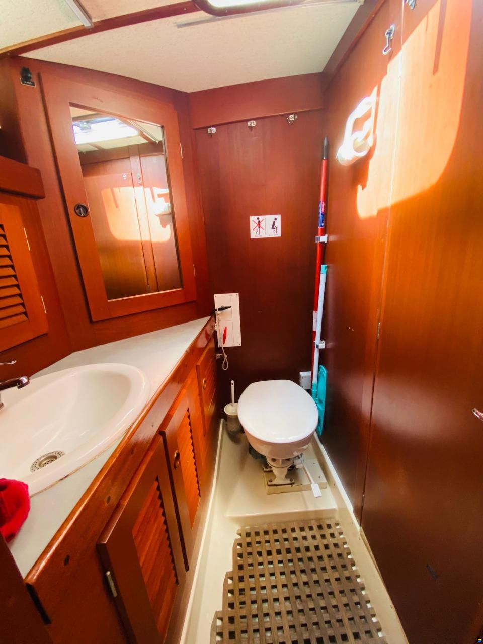 Hallberg-Rassy 49 "R"