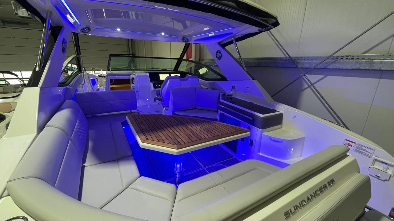 Sea Ray Sundancer 320