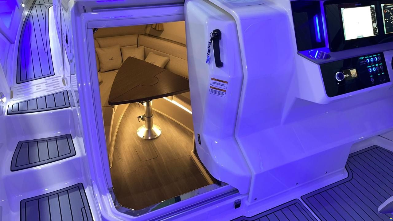 Sea Ray Sundancer 320