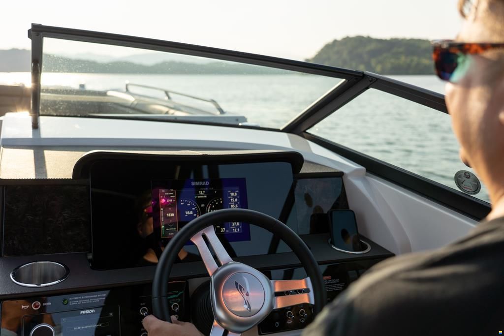 Sea Ray SDX 290 2024