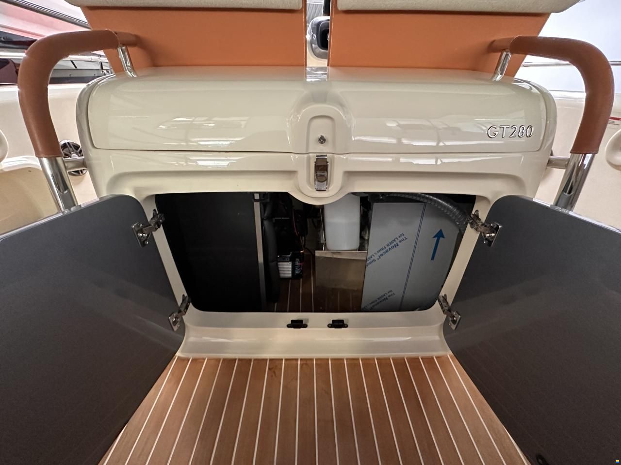 Invictus GT280 Vollausstattung S&uuml;&szlig;wasser 2. Hand