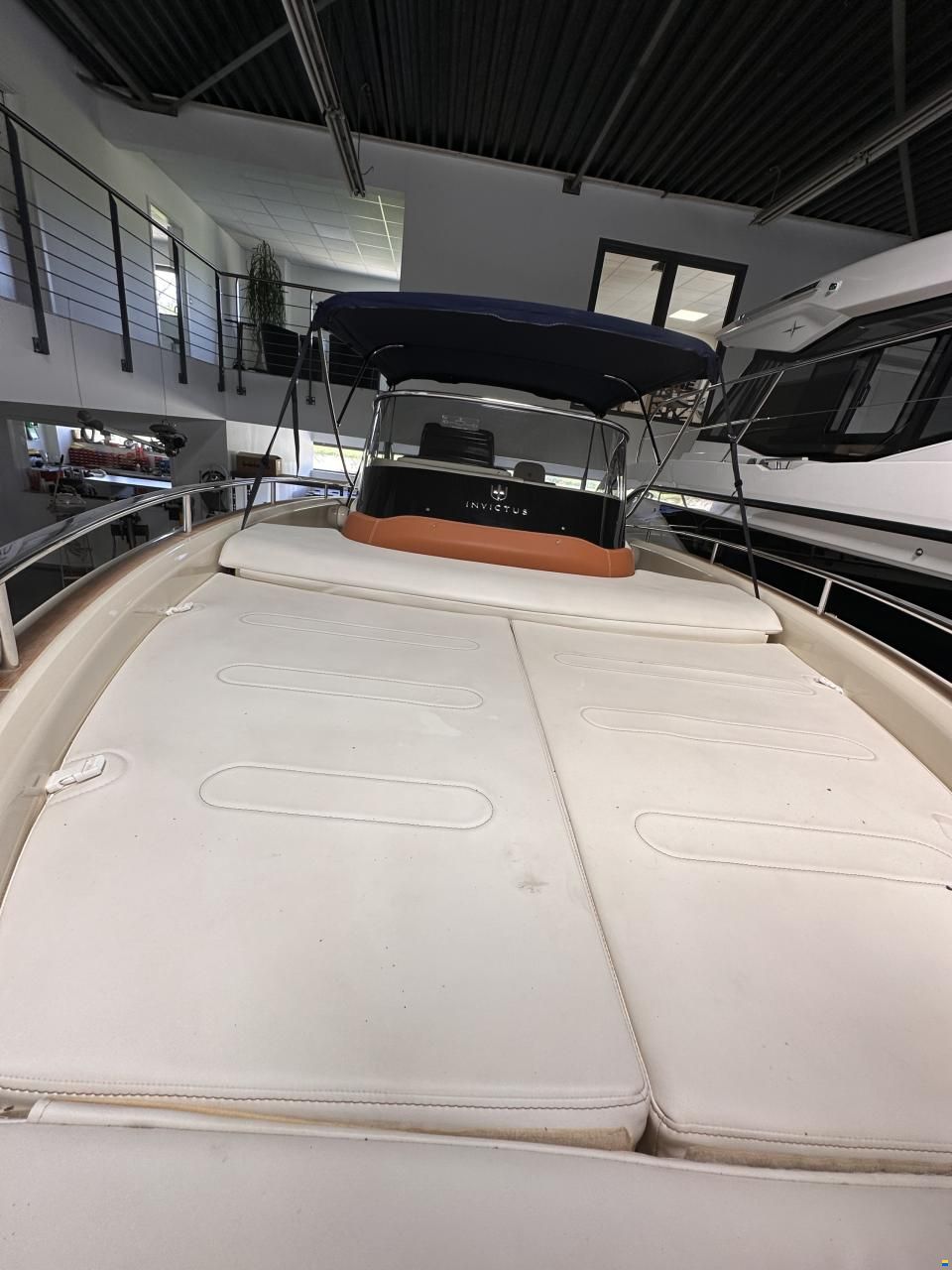 Invictus GT280 Vollausstattung S&uuml;&szlig;wasser 2. Hand
