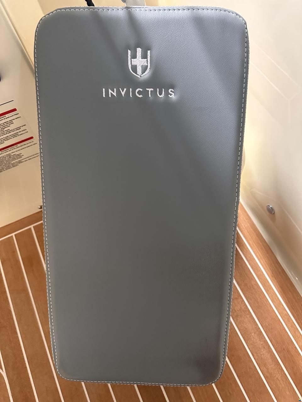 Invictus GT280 Vollausstattung S&uuml;&szlig;wasser 2. Hand