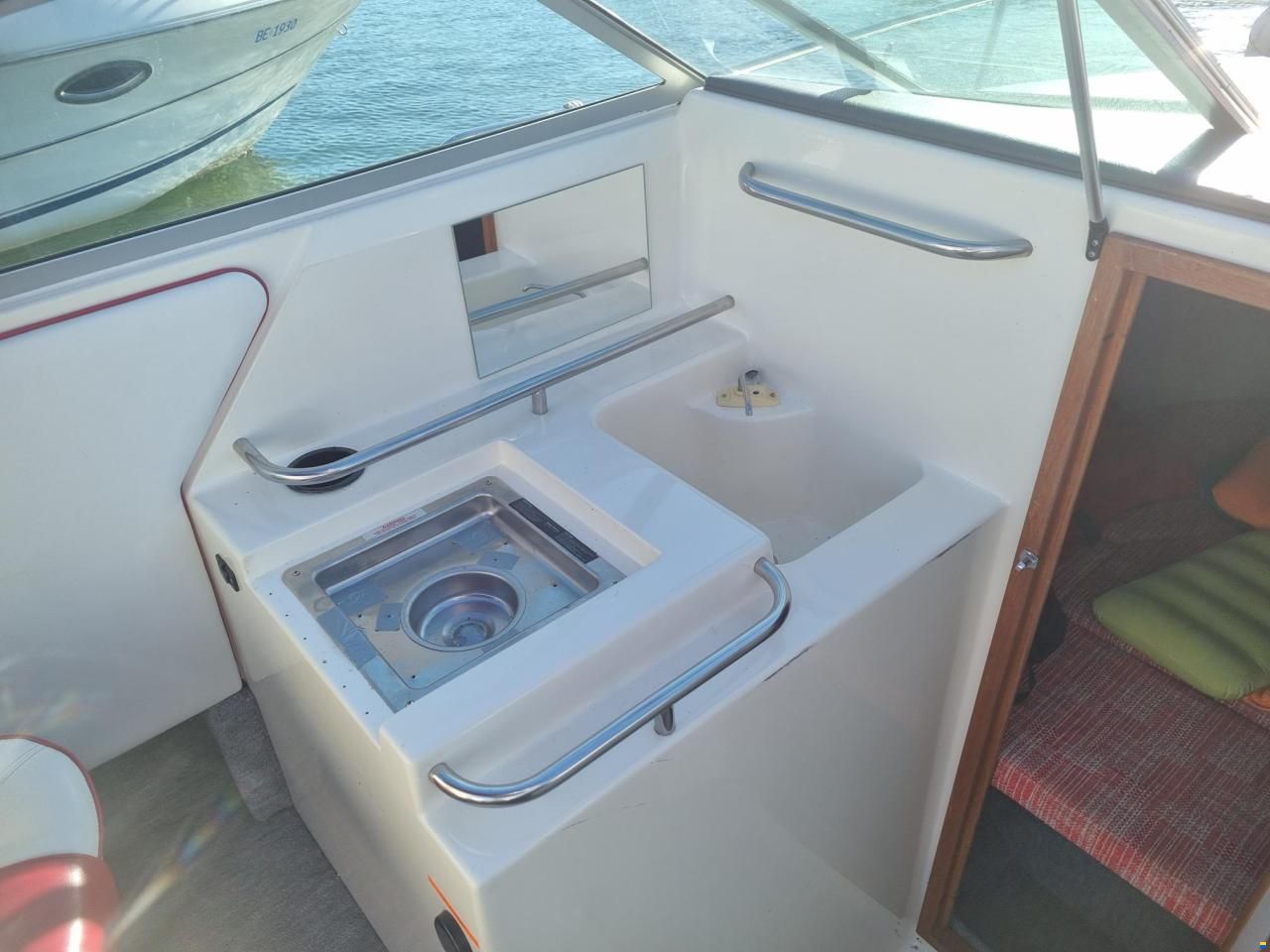 Sea Ray 220 OV