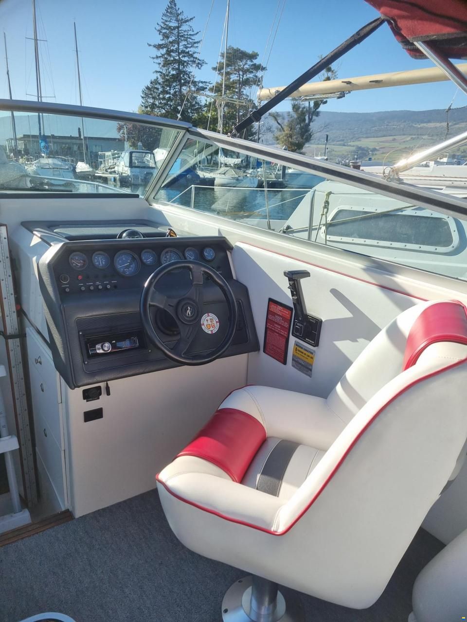 Sea Ray 220 OV