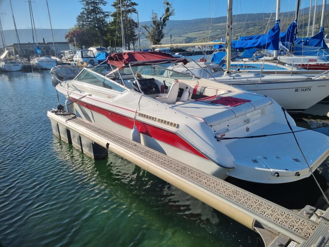 Sea Ray 220 OV