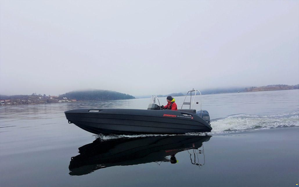 Pioner 16 Explorer