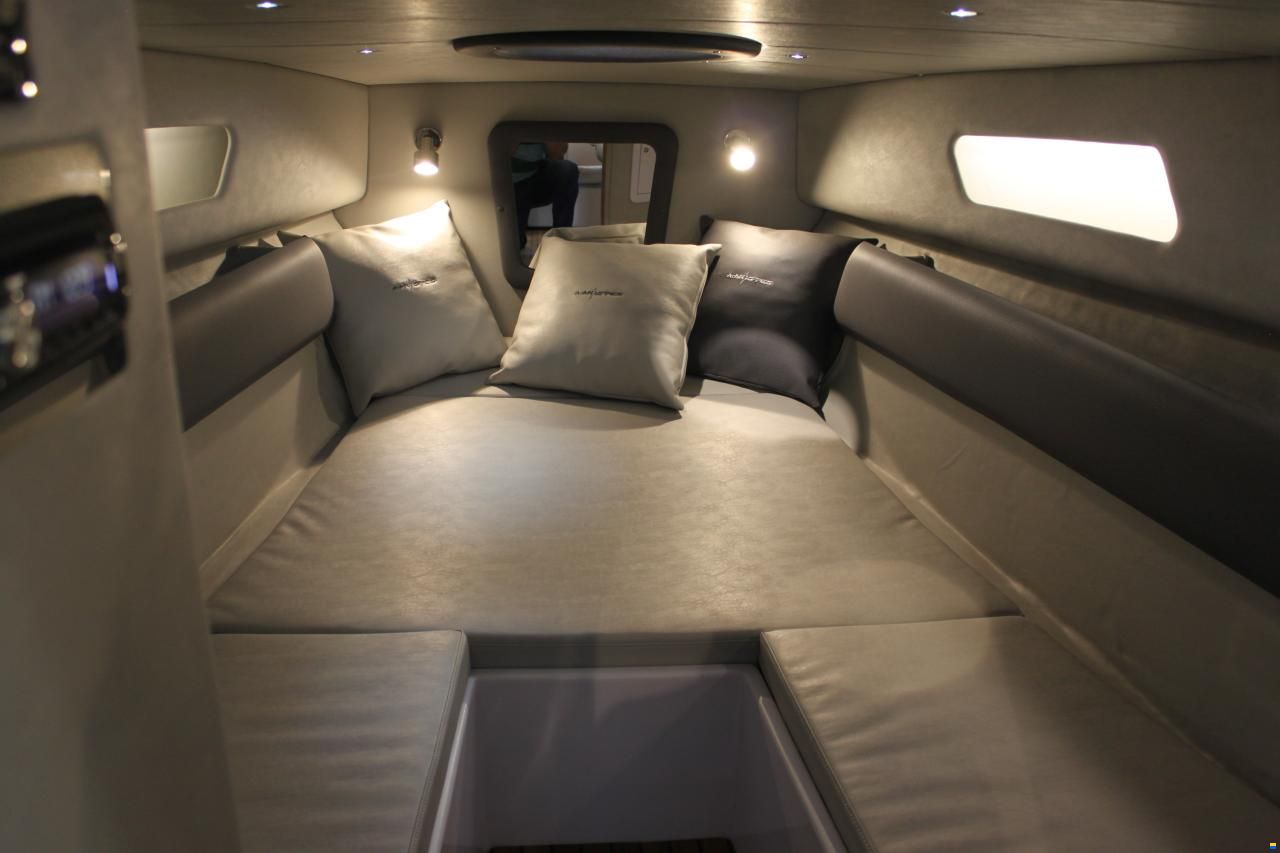 A. Mostes New Venere 255