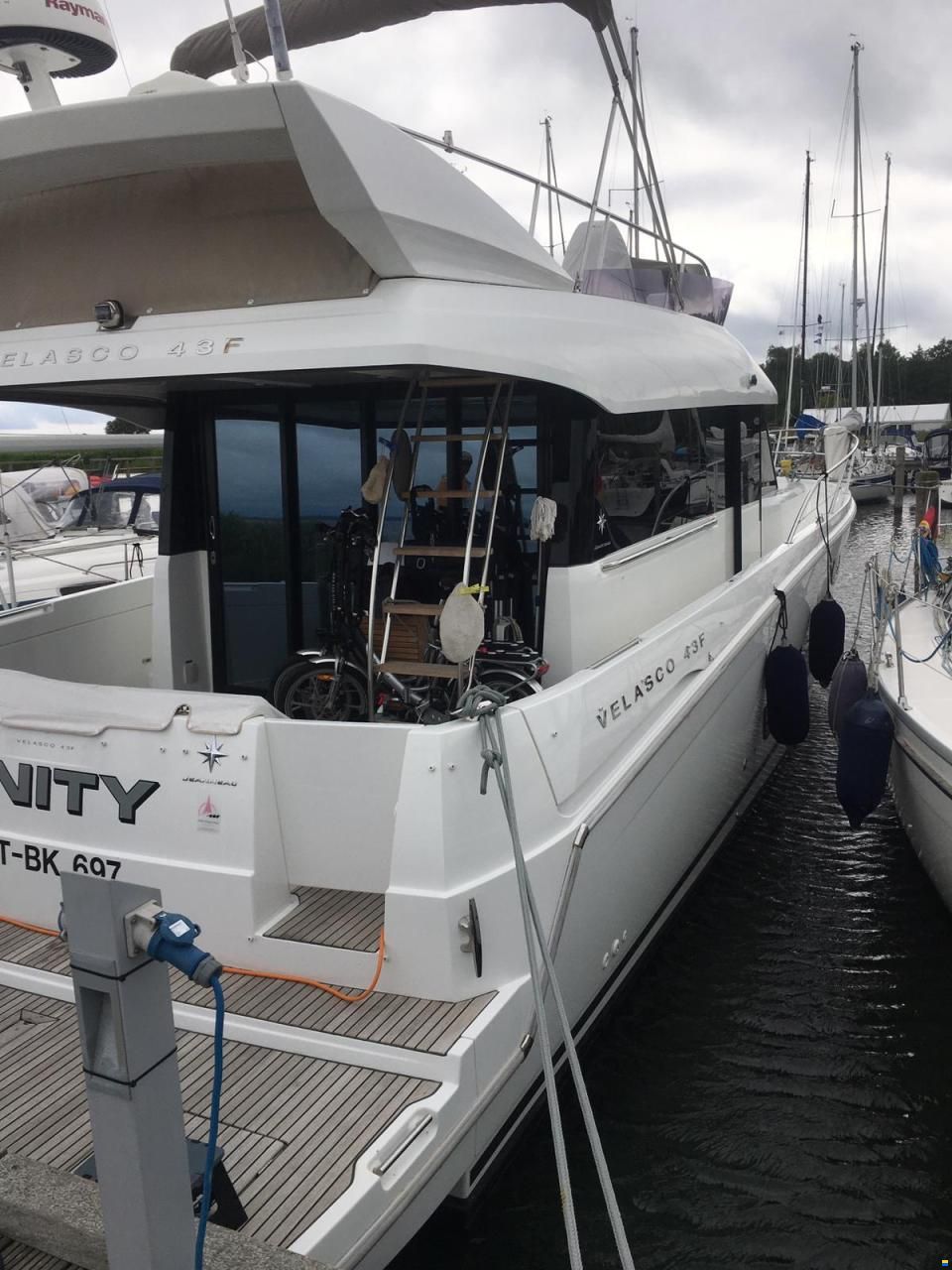Jeanneau Valasco 43 F