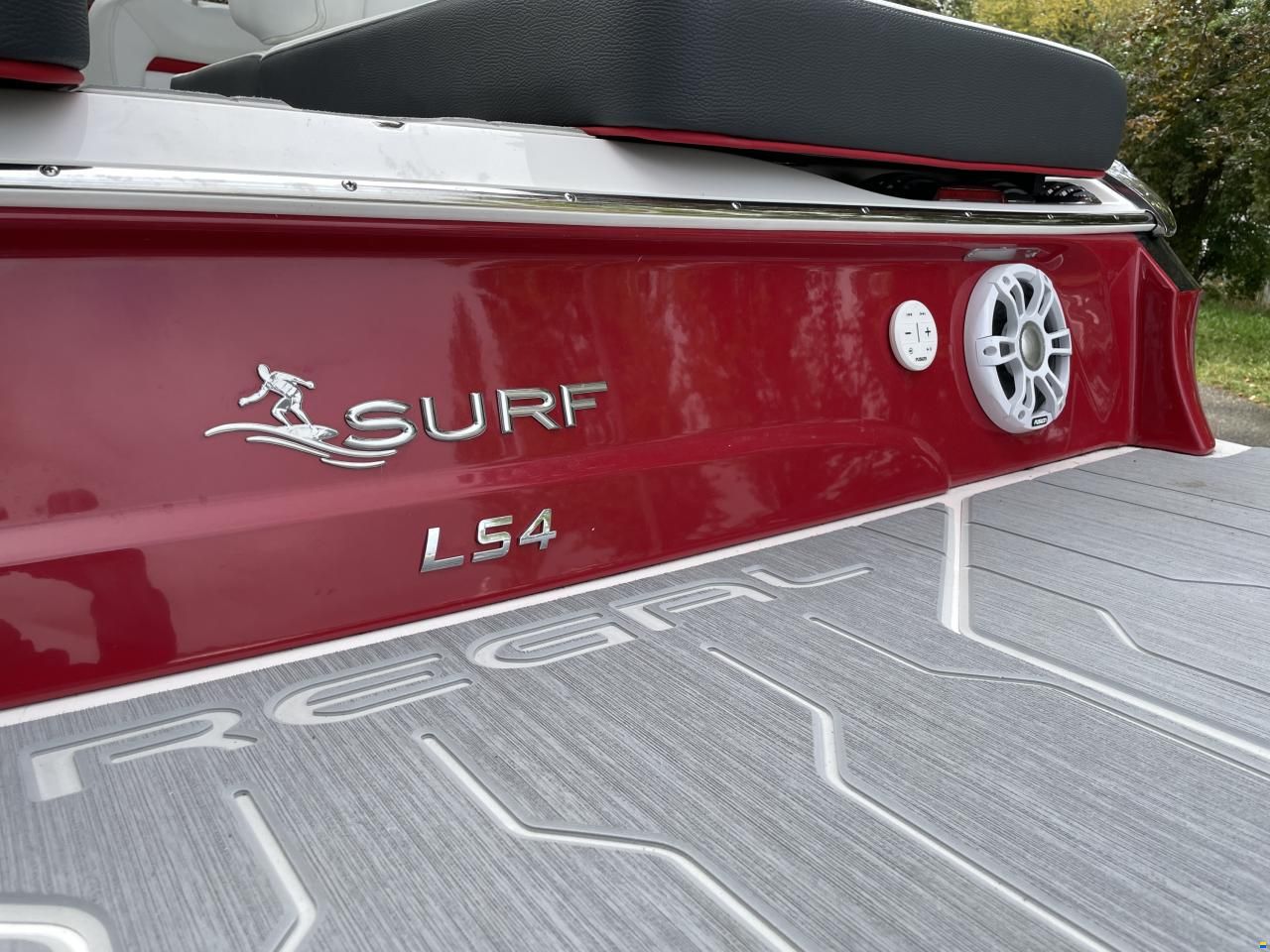 Regal LS4 Surf 2.0