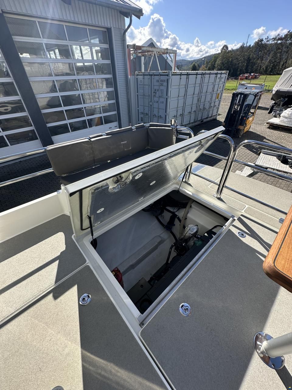 Paragon Yachts 31 Cabin