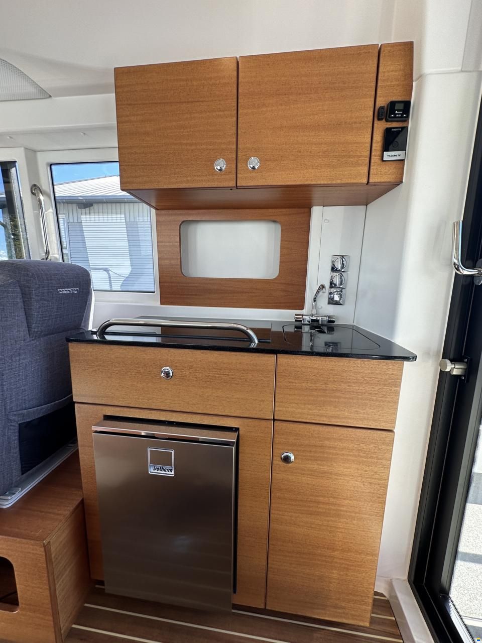 Paragon Yachts 31 Cabin