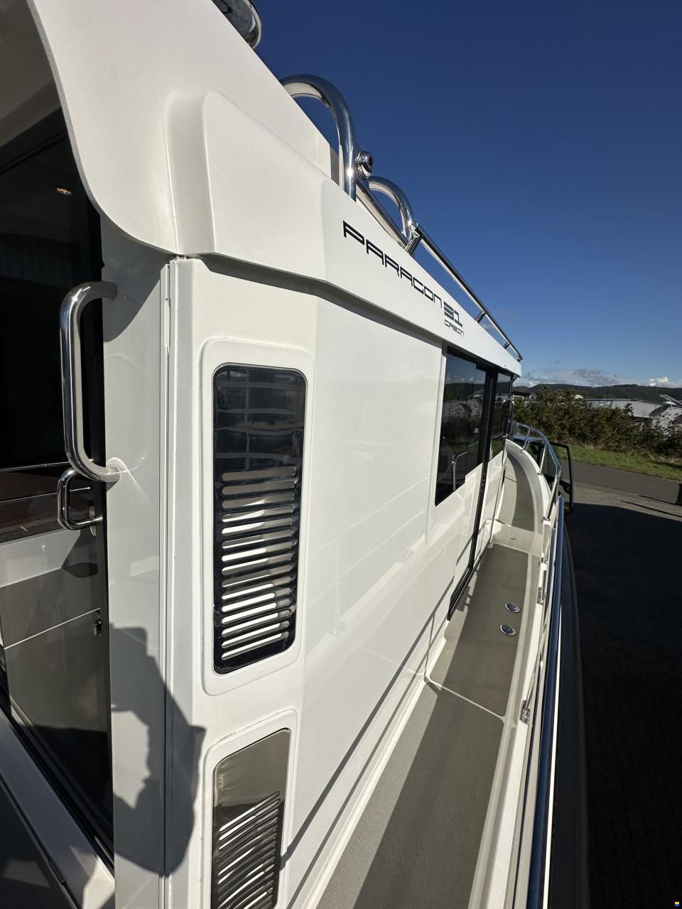 Paragon Yachts 31 Cabin