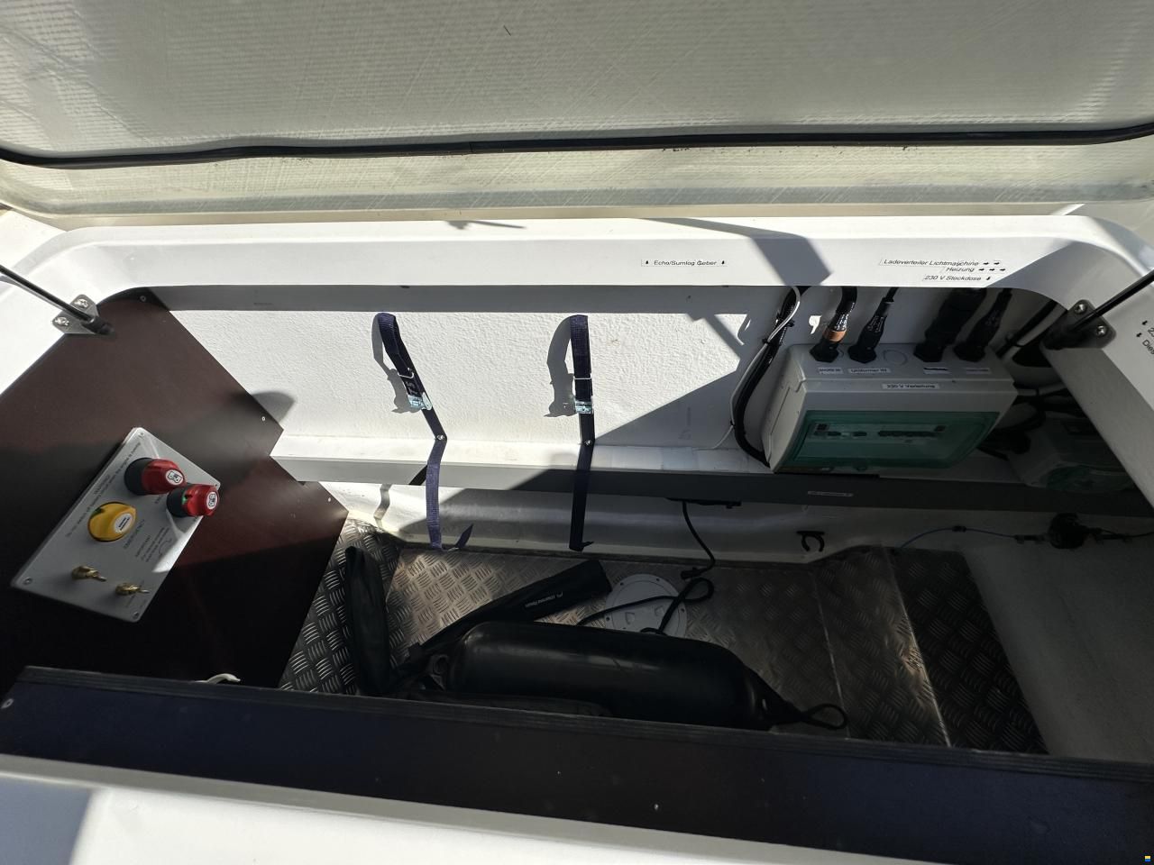 Paragon Yachts 31 Cabin