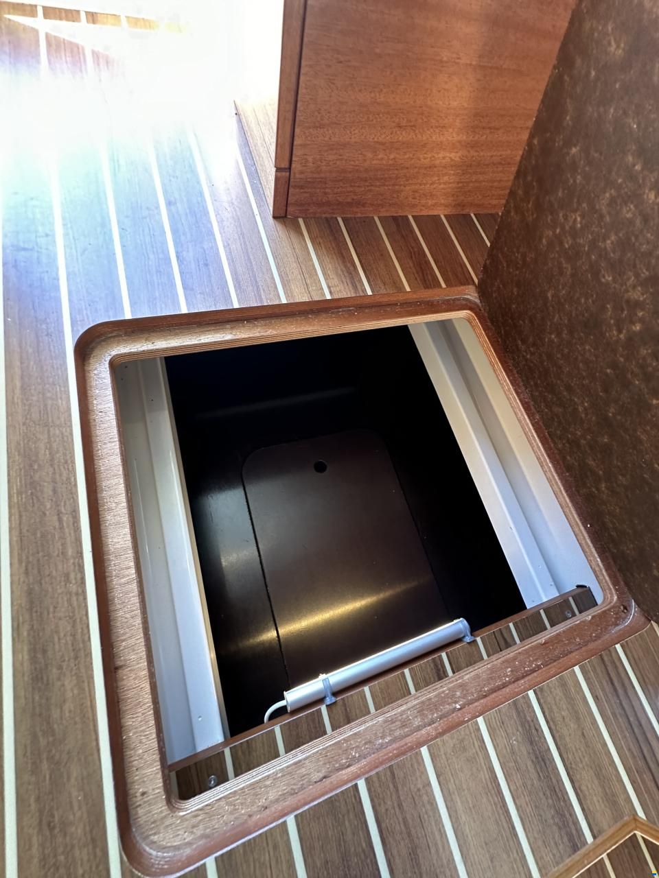 Paragon Yachts 31 Cabin