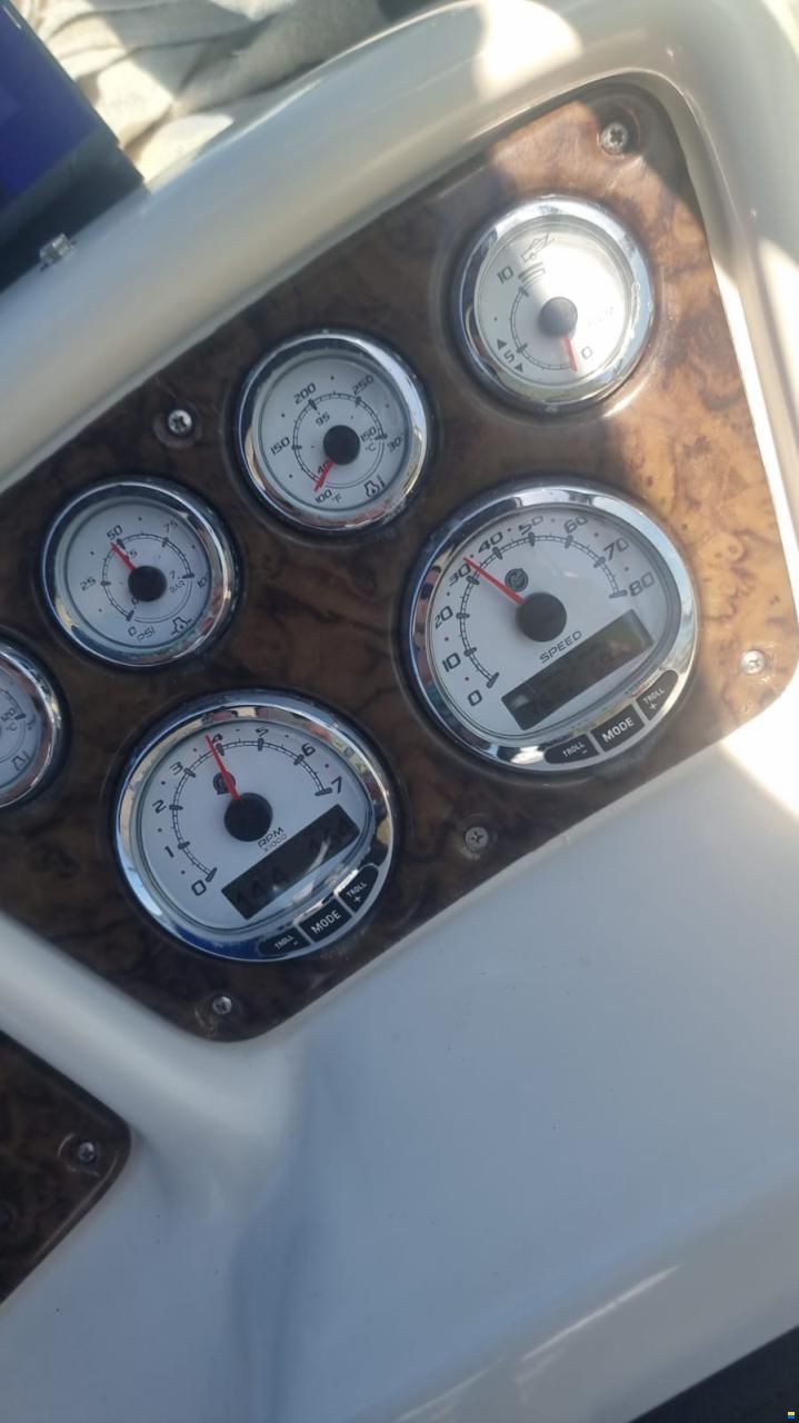 Sea Ray 260