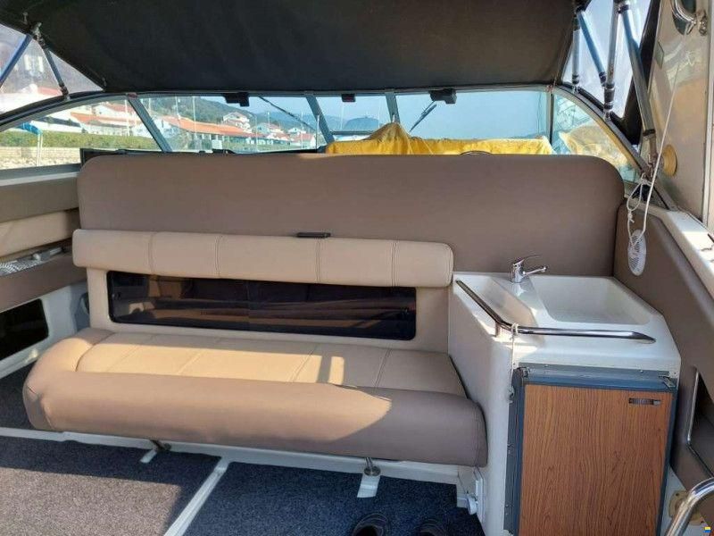 Sea Ray 370