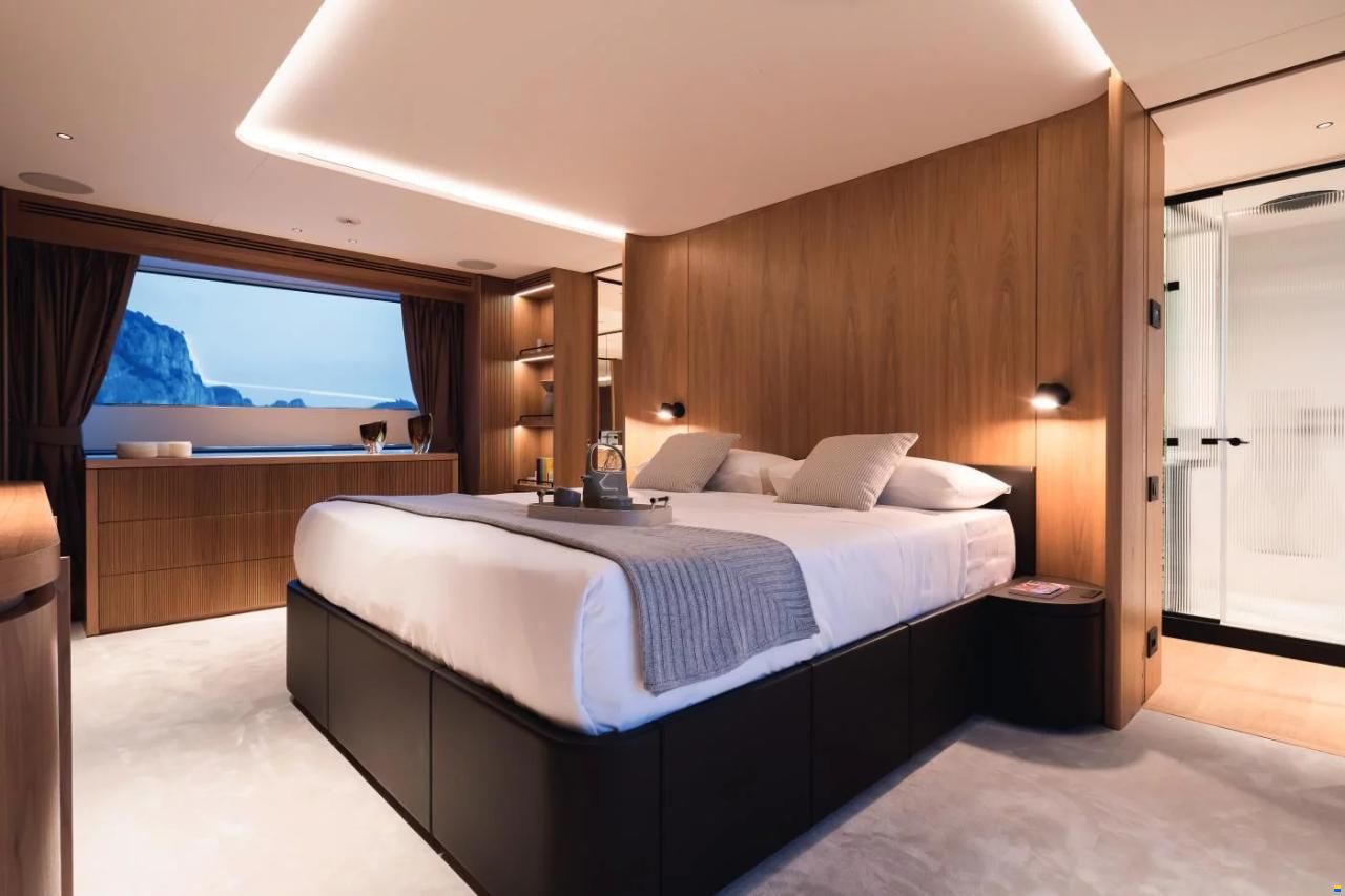 Benetti Oasis 34