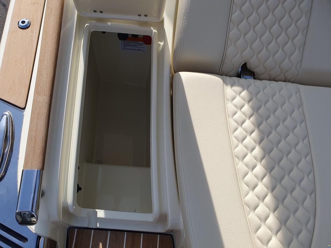 Chris Craft Launch 25 GT