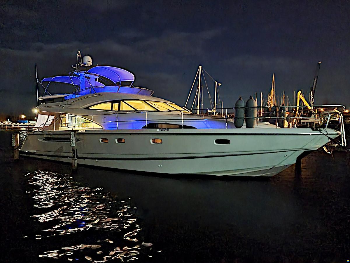 Fairline Squadron 58 Volvo Penta D12-715 EVC