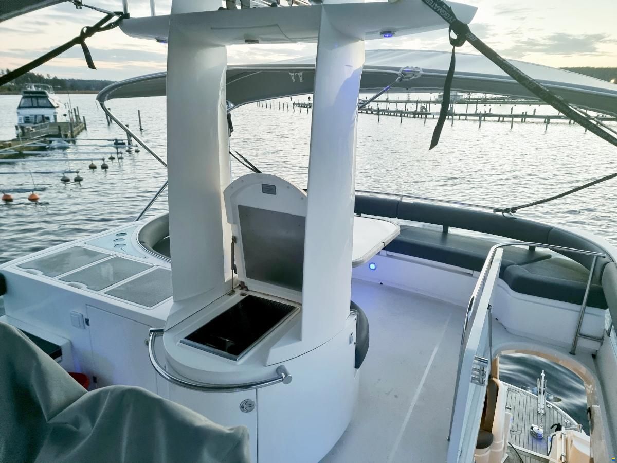 Fairline Squadron 58 Volvo Penta D12-715 EVC