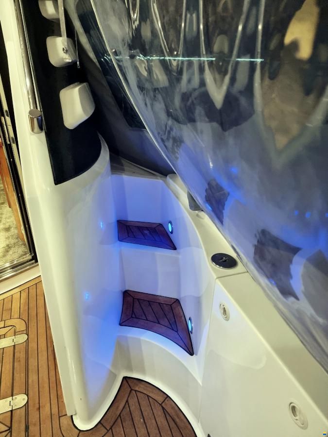 Fairline Squadron 58 Volvo Penta D12-715 EVC