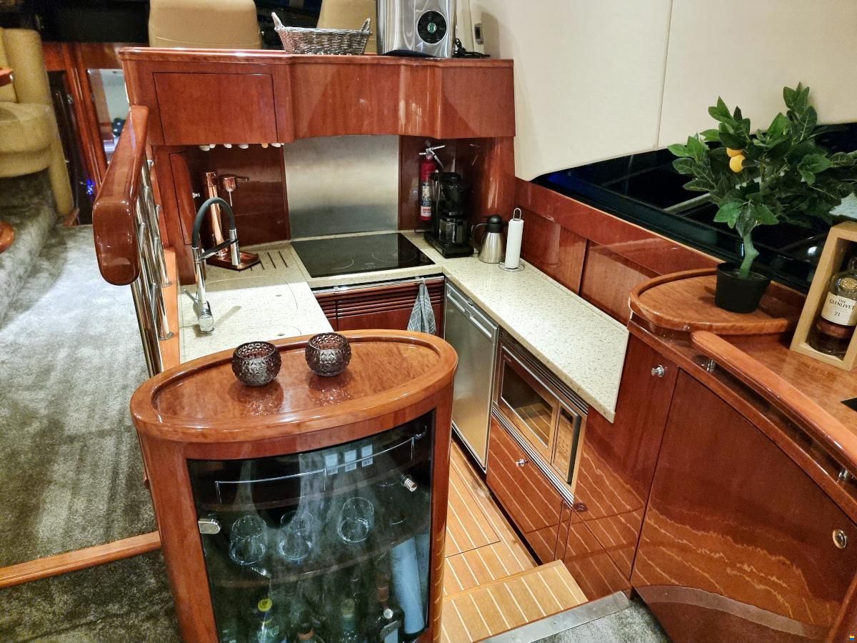 Fairline Squadron 58 Volvo Penta D12-715 EVC