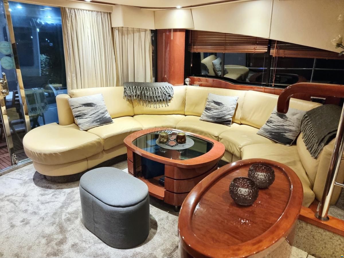 Fairline Squadron 58 Volvo Penta D12-715 EVC