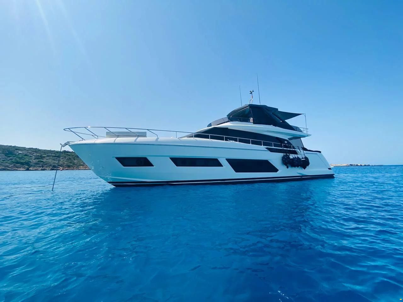 Gulf Craft Majesty 100