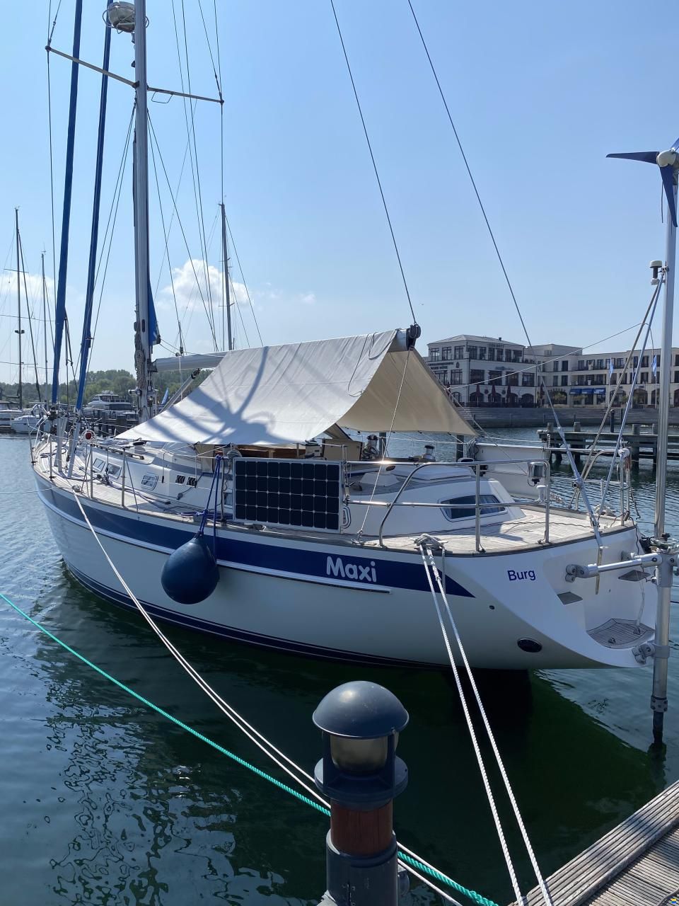 Hallberg-Rassy HR 42F