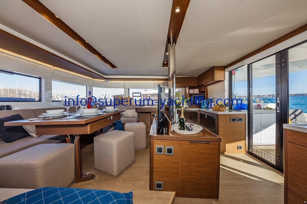 Lagoon 50