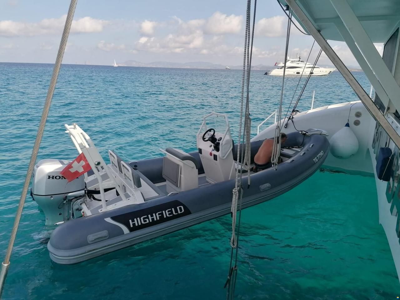 catamaran 22m