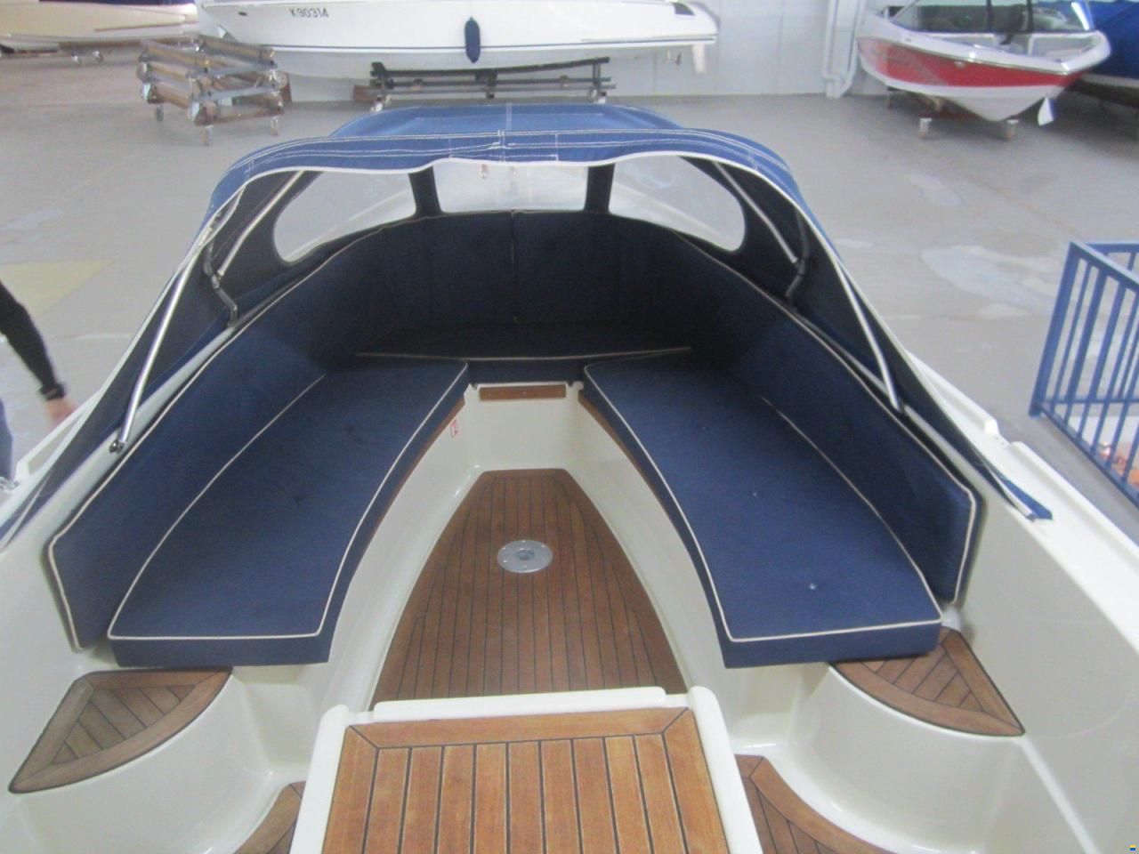 Interboat DE 19