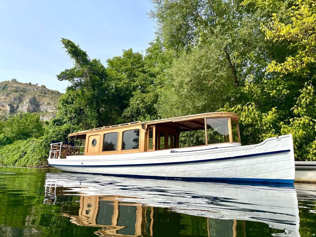 Salonboat