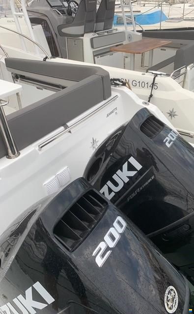 Jeanneau Cap Camarat 9.0 CC