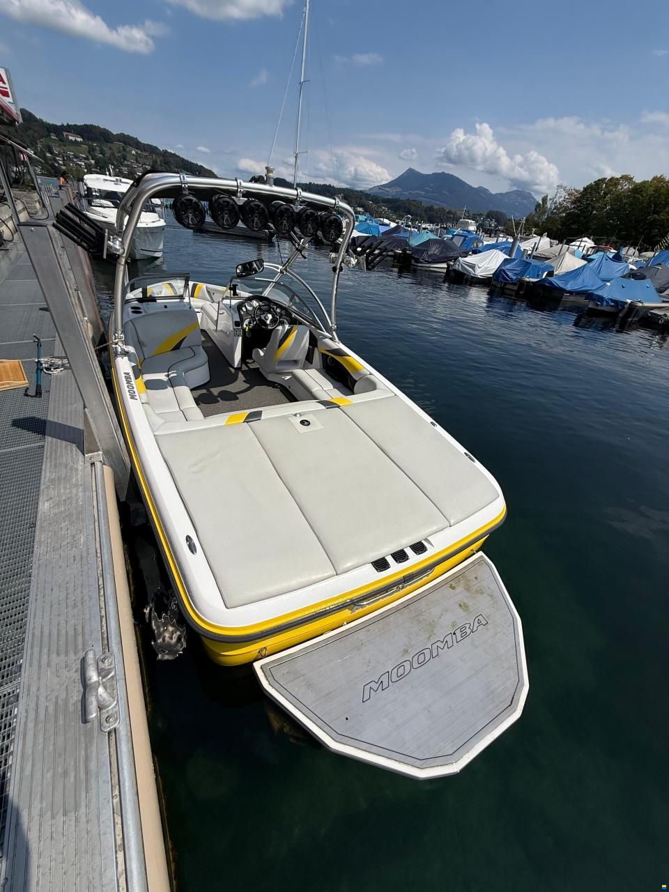 Moomba Outback V