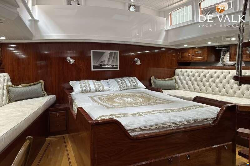 Hoek Classic 73ft
