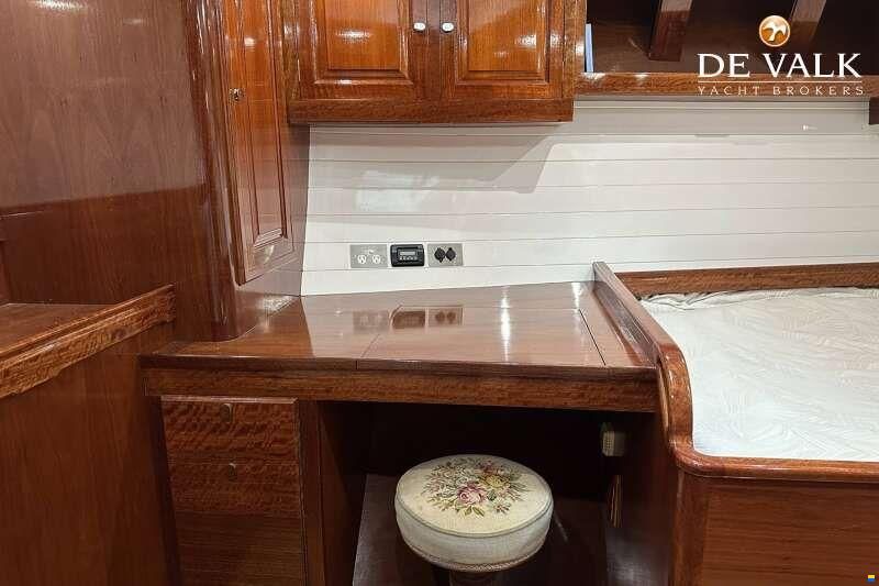 Hoek Classic 73ft